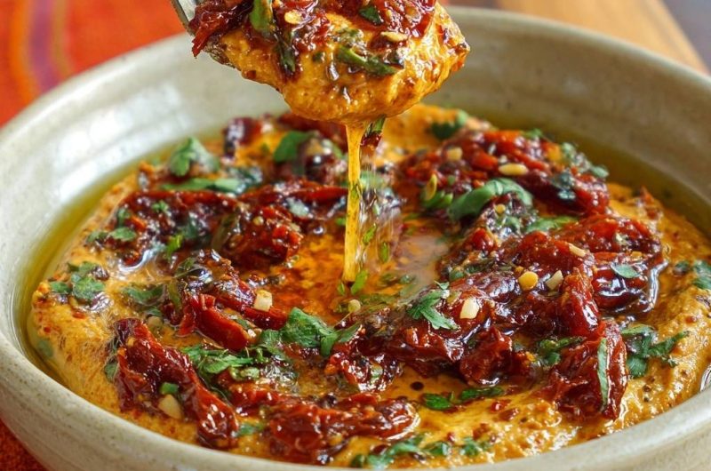 Cremiger Sonnentomaten-Hummus