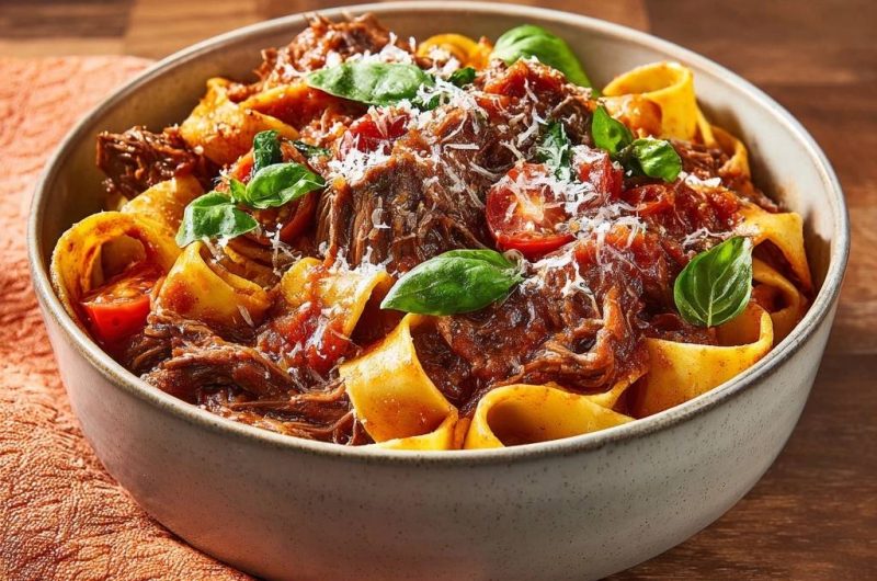 Pappardelle mit butterweichem Rindfleisch-Ragù