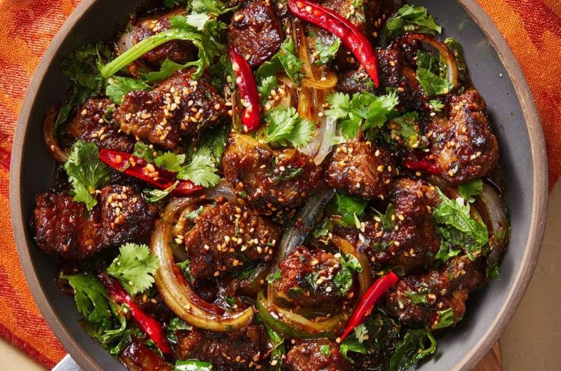 Scharfes Chili-Rindfleisch aus dem Wok