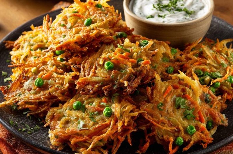 Knusprige Karotten-Erbsen-Röstis