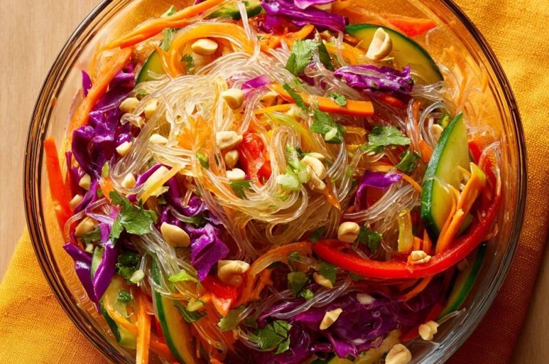 Bunter Glasnudelsalat (Nie wieder matschige Nudeln!)