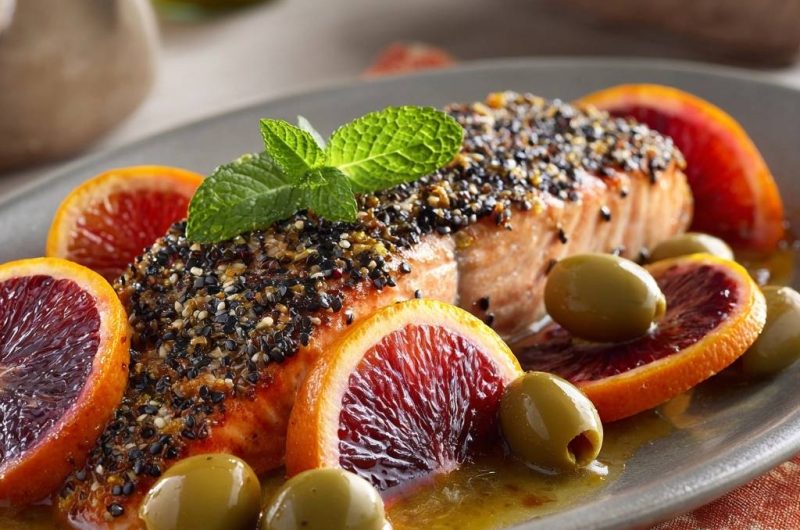 Knuspriger Sesam-Lachs mit Blutorange