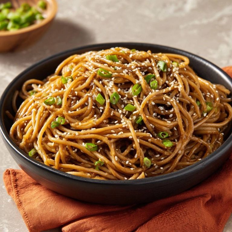 Saftige Sesam-Soja-Nudeln – nie wieder matschig!