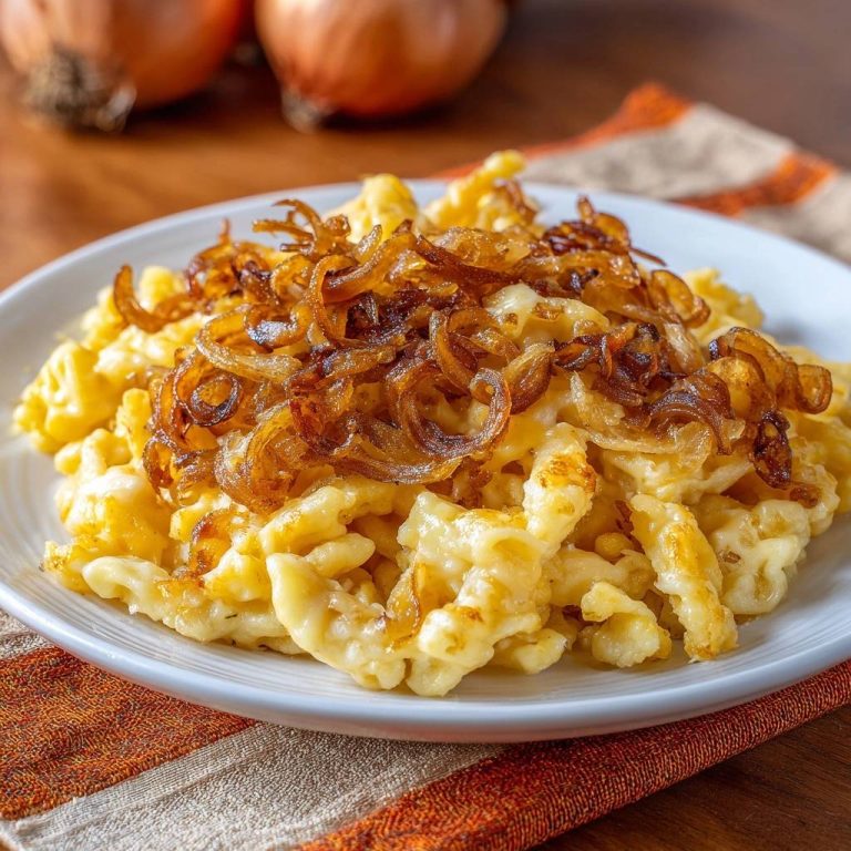 Schwäbische Käsespätzle mit Knusprig-Zwiebeln – Rezept