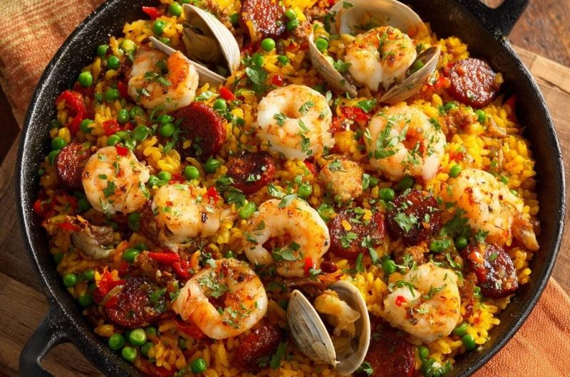 Mediterrane Meeresfrüchte-Paella